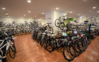 アサヒ 自転車 名古屋 桜通線